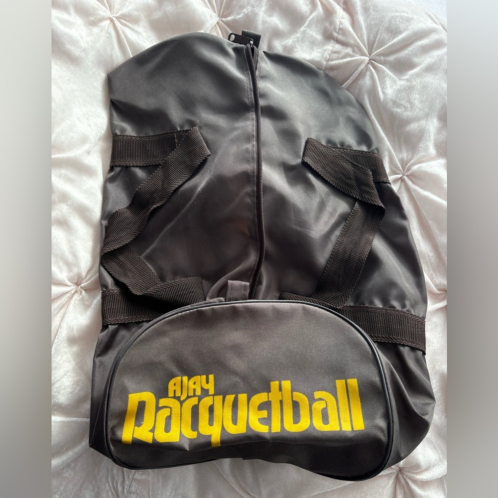 vintage AJAY racquetball duffel bag brown in amazing condition